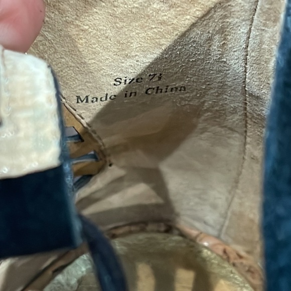 Dolce Vita Black Wedges - Picture 6 of 6